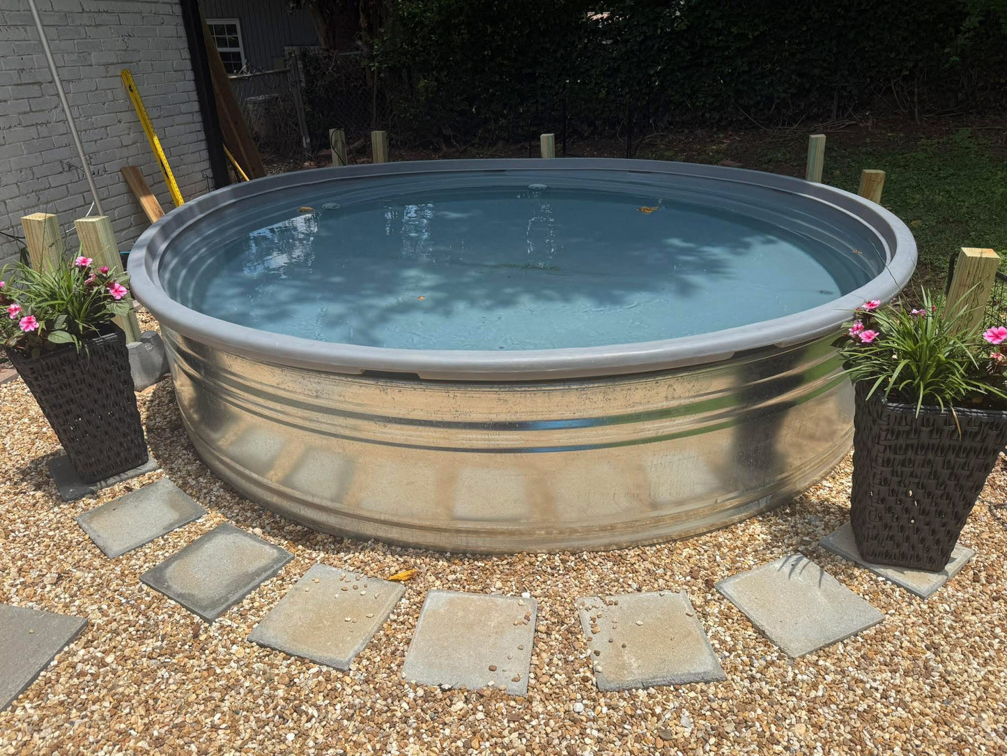 Stock tank pool 7'